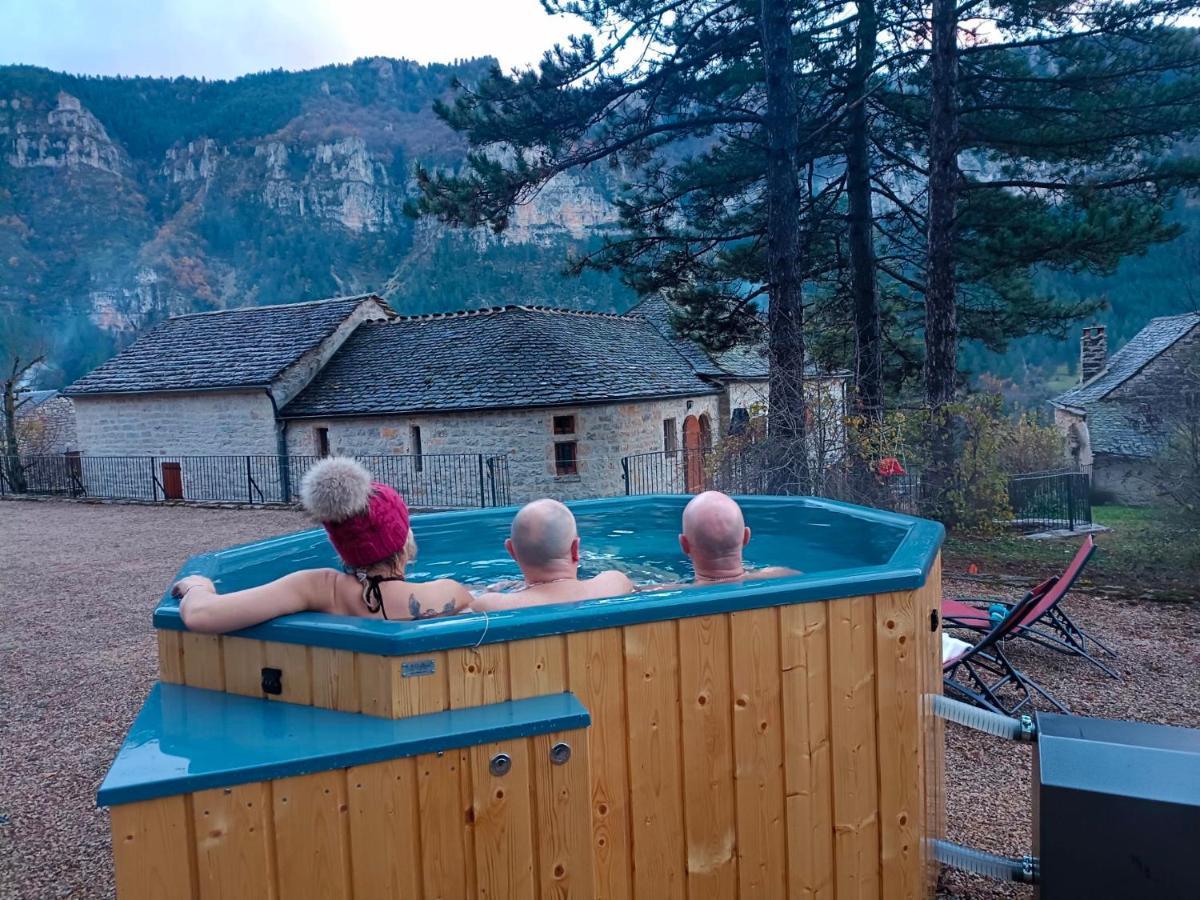 Chambre voûtée avec Bain Finlandais privé Manoir Du Charme Gorges Du Tarn Causses Quezac  Exterior foto